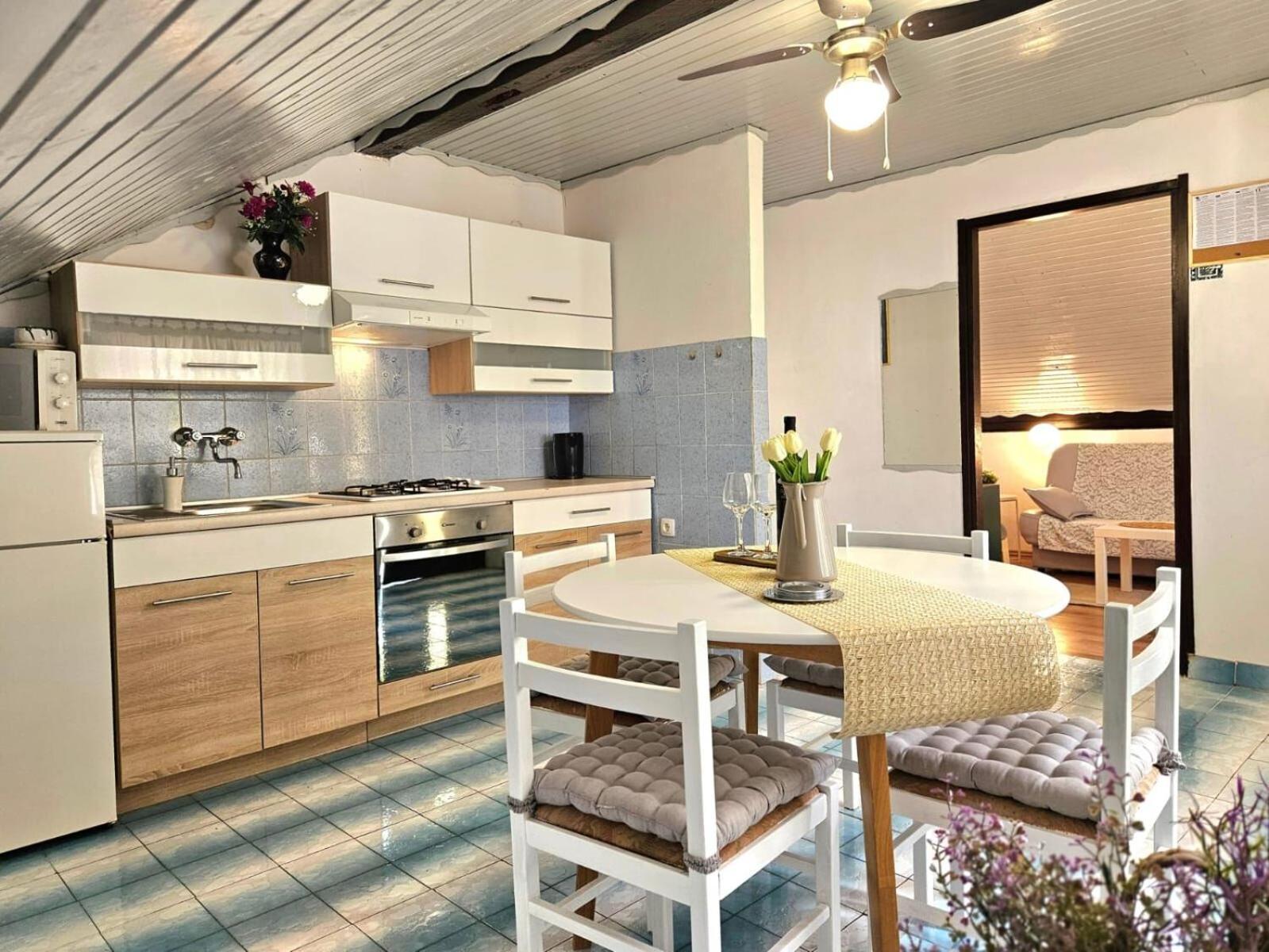 Apartments Marijana Vodice Eksteriør billede